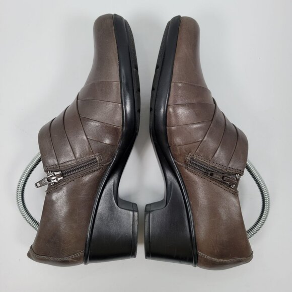 Clarks Collection Women's Brown Leather Slip On Shoes 15260 US Size 9.5M - Picture 6 of 8